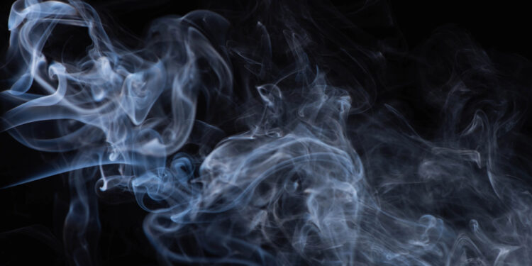 Bricht Rauchen das Fasten? Auswirkungen und religiöse Perspektiven