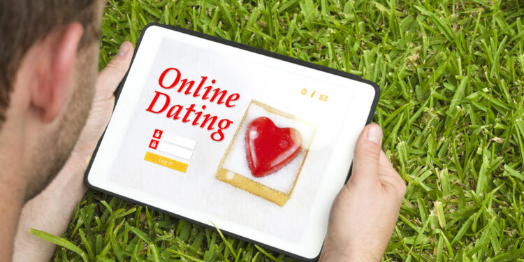 Erfolgreich die große Liebe im Netz finden – die besten Tipps für sicheres Online-Dating