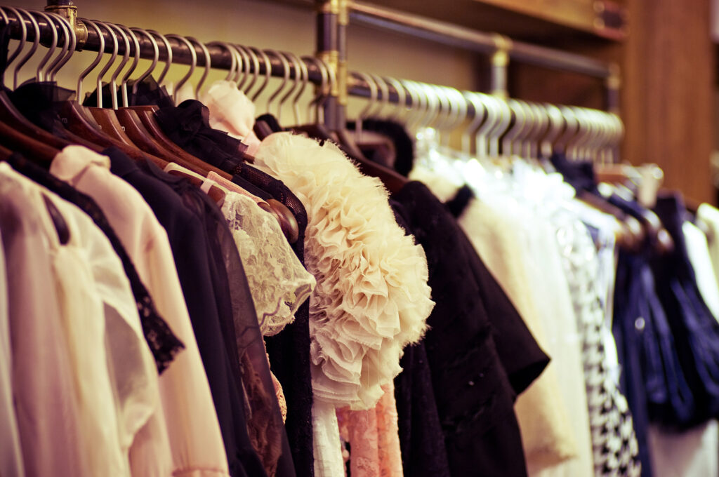 Second-Hand-Designermode im Wandel – zwischen Nachhaltigkeit und Stilbewusstsein